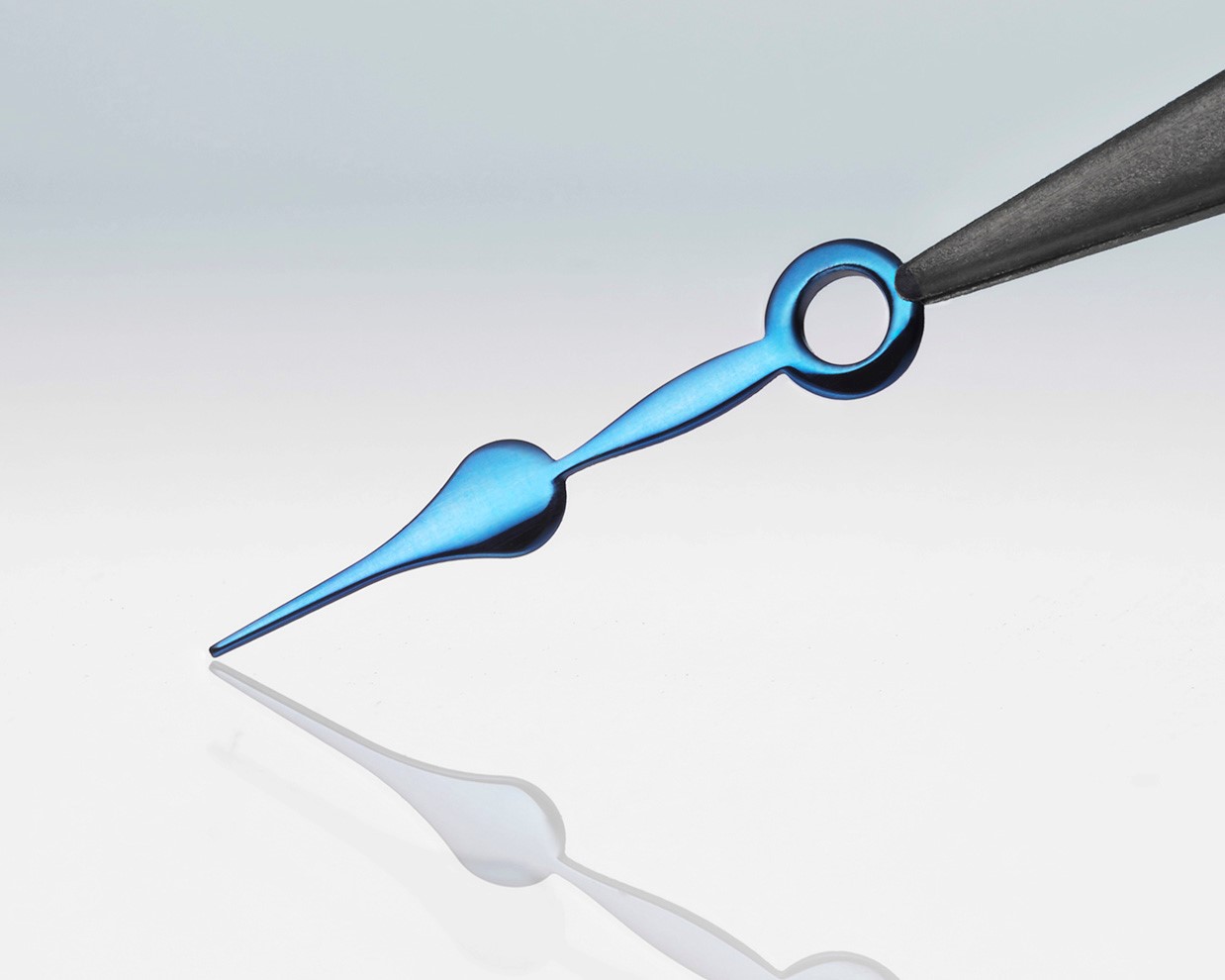 aiguille h-development private label